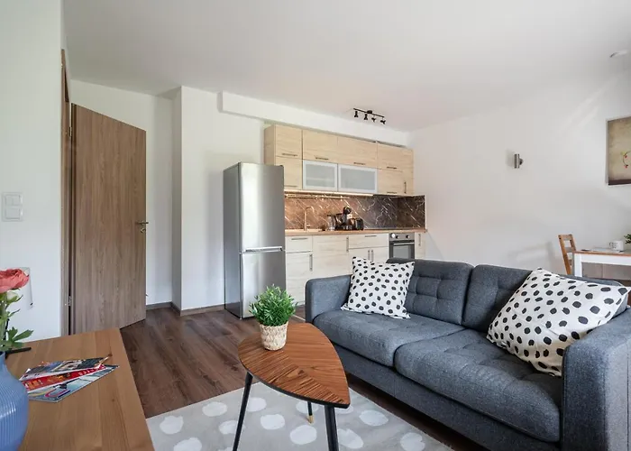 Iris Indigo Apartment