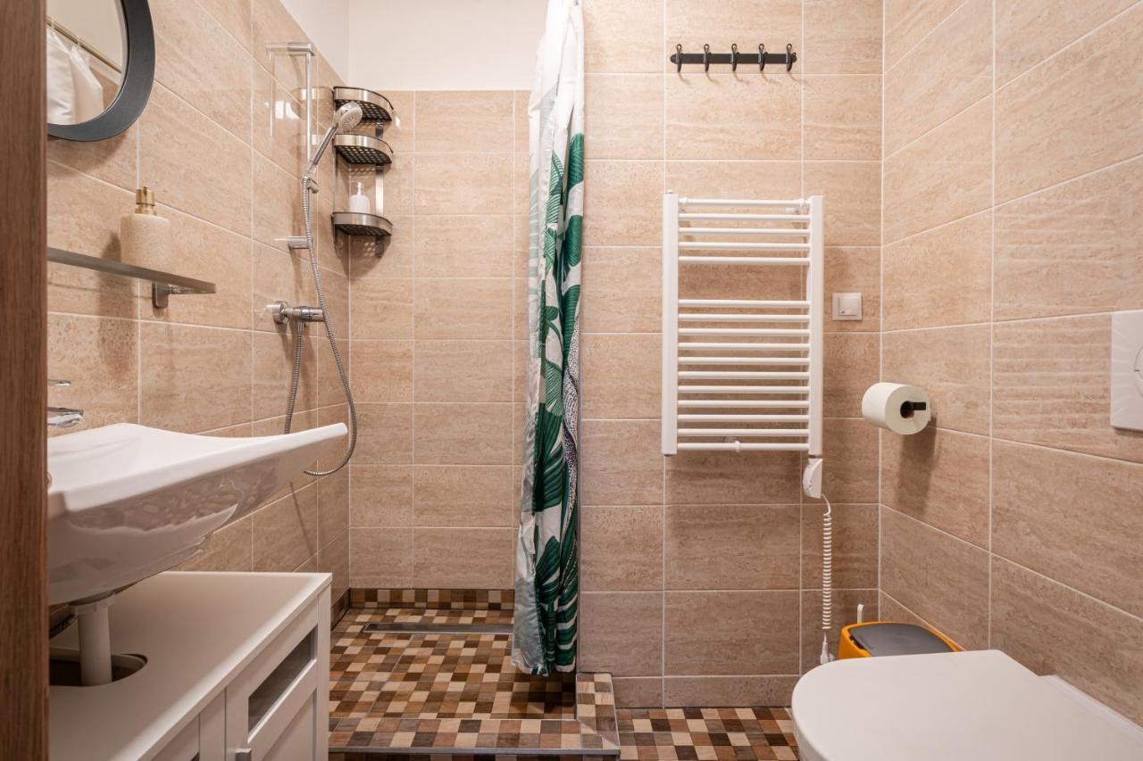 Iris Indigo Appartement *